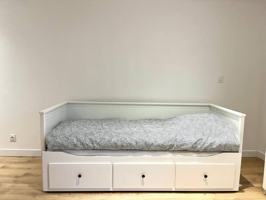 M23 Studio Proche Gare Annemasse Exteriör bild