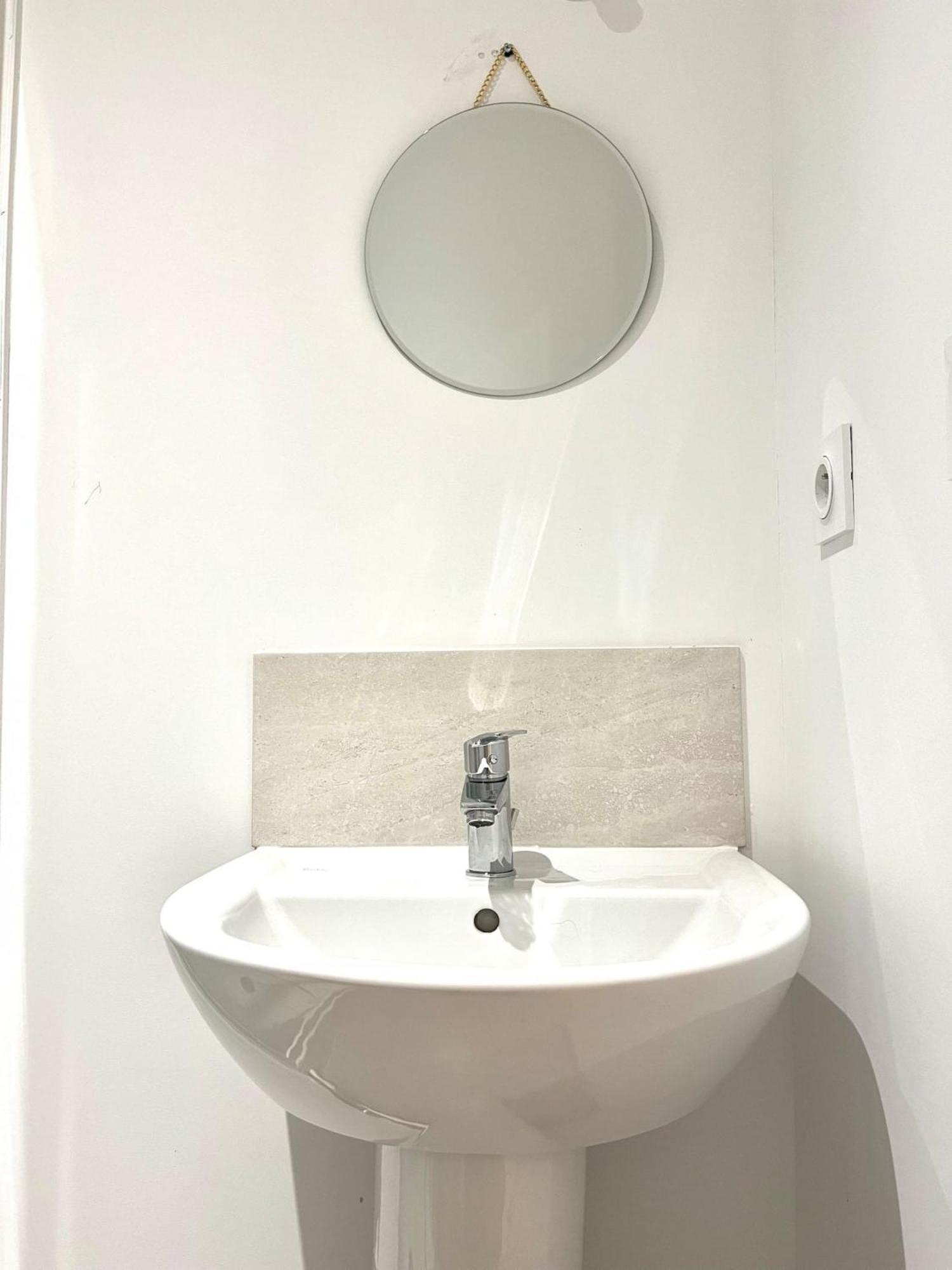 M23 Studio Proche Gare Annemasse Exteriör bild